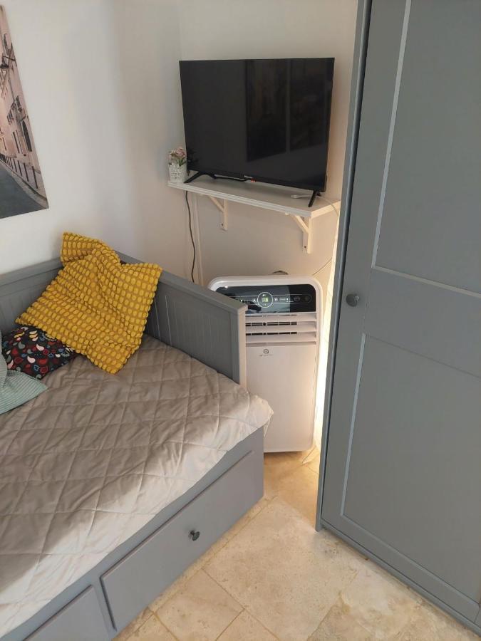Paris-Eiffel, Bienvenue -Terrasse -Netflix Apartment Pantin Bagian luar foto